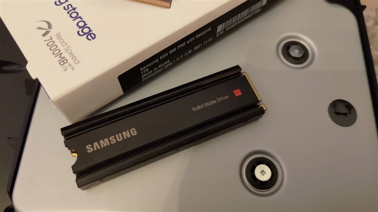Immagine di SSD Samsung 980 Pro Gen con heatsink | Recensione - Quello che serve su PS5