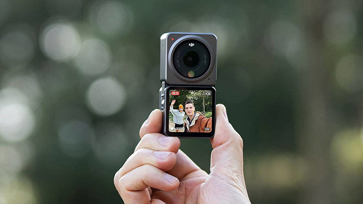 Immagine di Action cam DJI Action 2 con custodia: quasi 180€ di sconto su Amazon!