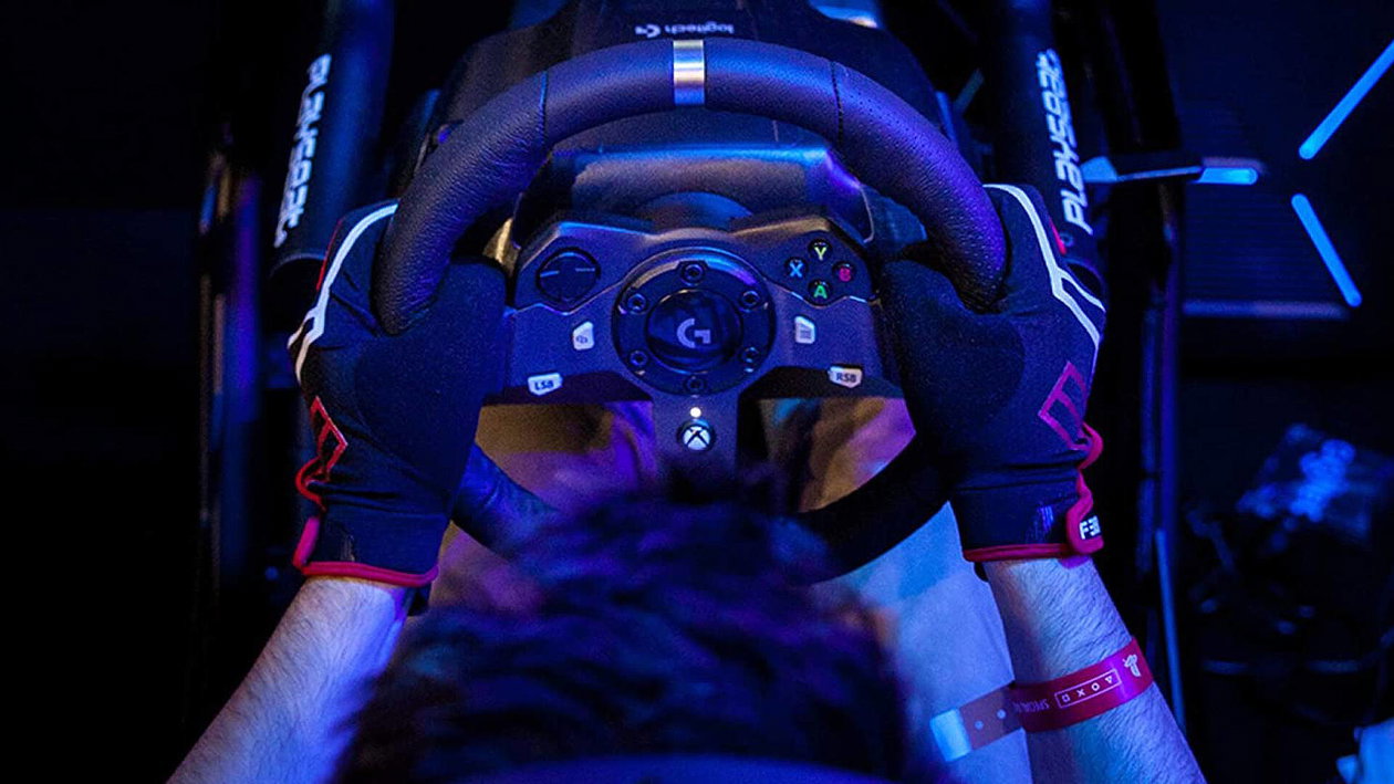 Immagine di Torna in pista con questi super sconti sui volanti gaming