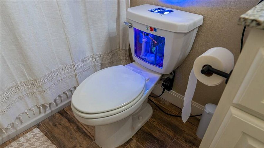 Immagine di Finalmente qualcuno ha costruito il primo WC da gaming (RTX compresa)