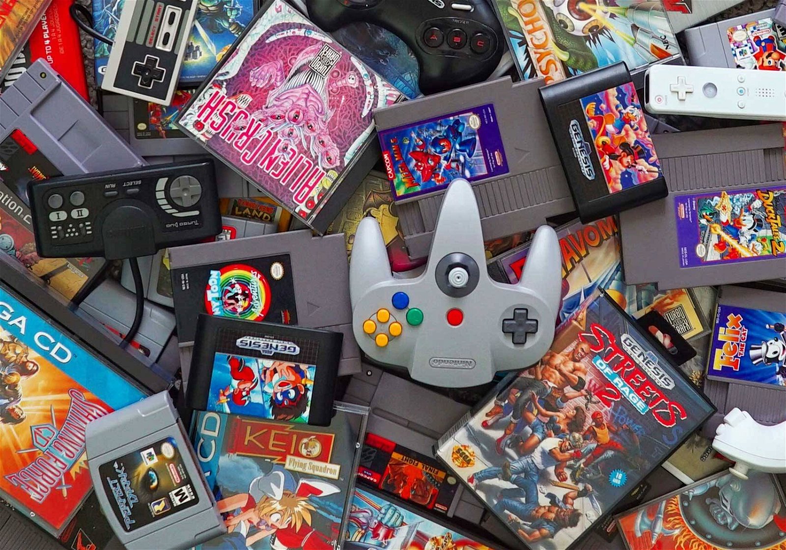 Abbandona una mega collezione di videogiochi, un tiktoker è ben felice di ritrovarla