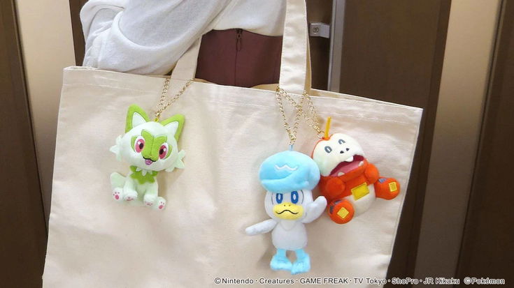 Con questi peluche di Pokémon Scarlatto e Violetto vi potete allenare a scegliere gli starter