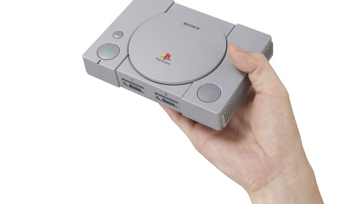 Playstation Classic: Anche Sony presenta la sua mini console