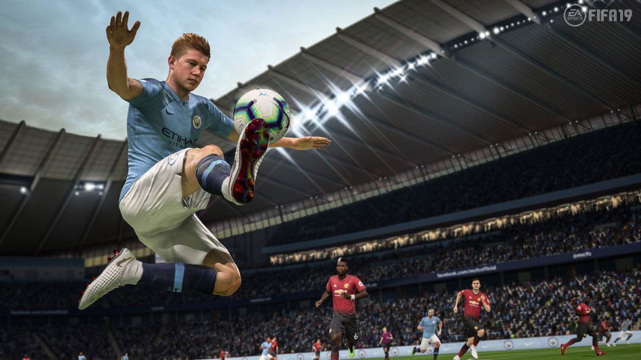 Immagine di FIFA 19: i bug comici tra rigori, portieri e Lingard-cam