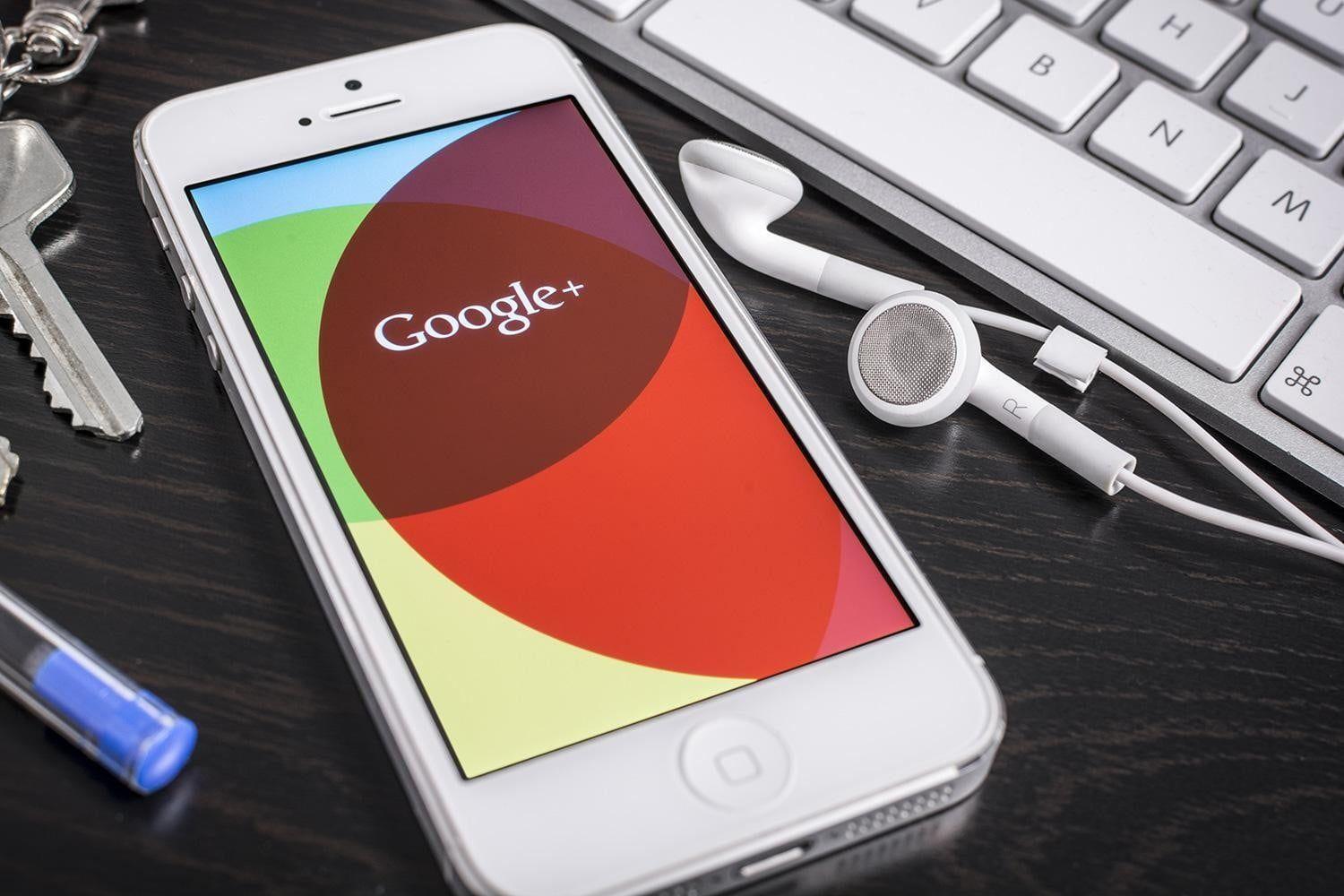 Lo scandalo Google+ e la pubblicità su WhatsApp | Spazio Tech