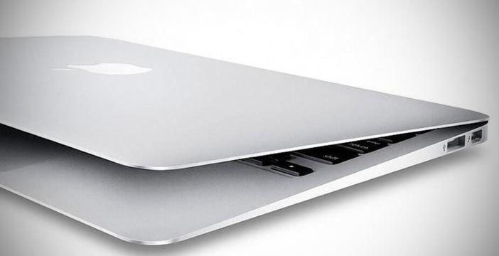 Il crollo dei MacBook: hanno perso il 24% in un solo anno