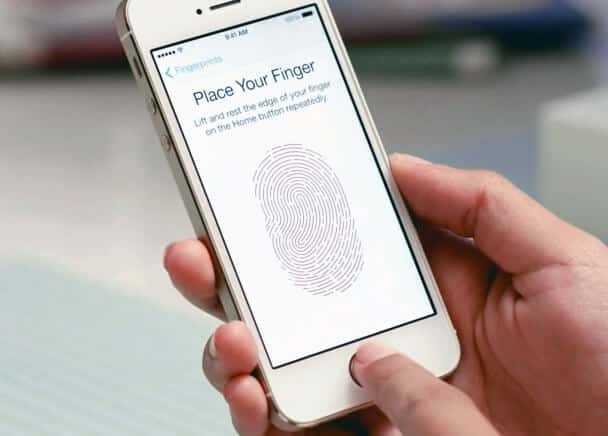 WhatsApp si prepara a supportare l'impronta digitale?