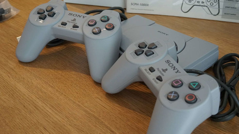 Immagine di PlayStation Classic, prezzo tagliato anche su Amazon Italia