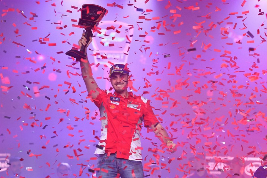 Immagine di MotoGP eSport Championship: Lorenzo Daretti si conferma campione del mondo