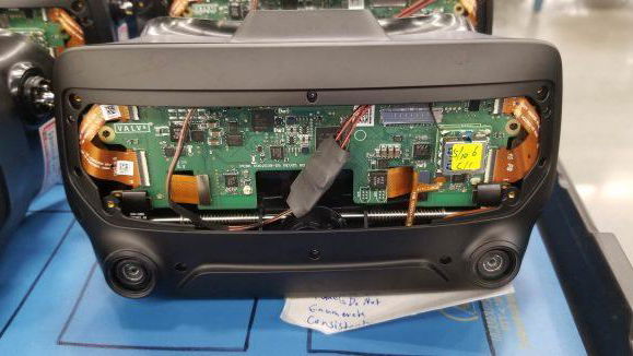 Valve sta lavorando a un visore VR proprietario?