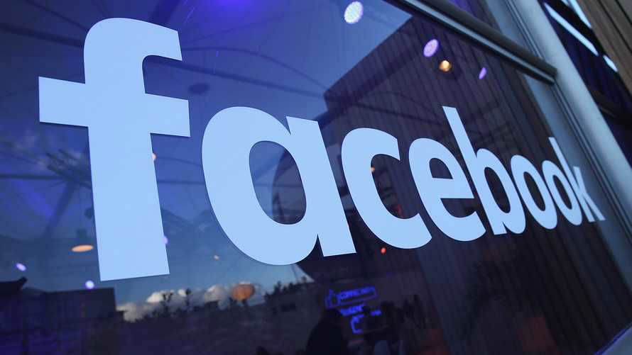 Immagine di Facebook, altro disastro sulla privacy: milioni di dati esposti