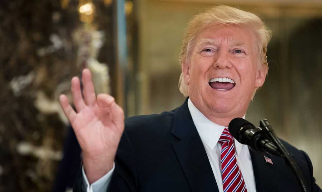 Calendario dell’Avvento 2018 Giorno 24 | Donald Trump vs Videogiochi