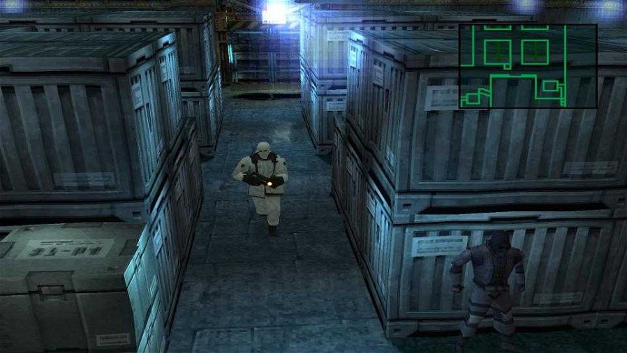 Immagine di Kojima gioca a Metal Gear Solid su PlayStation Classic