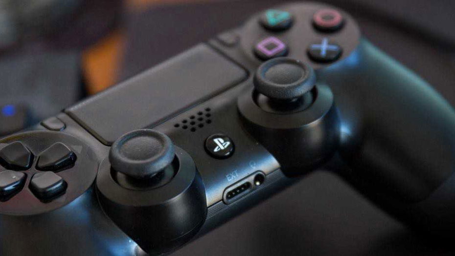 Immagine di Sony si dice "aperta" al cross-play, sviluppatori smentiscono