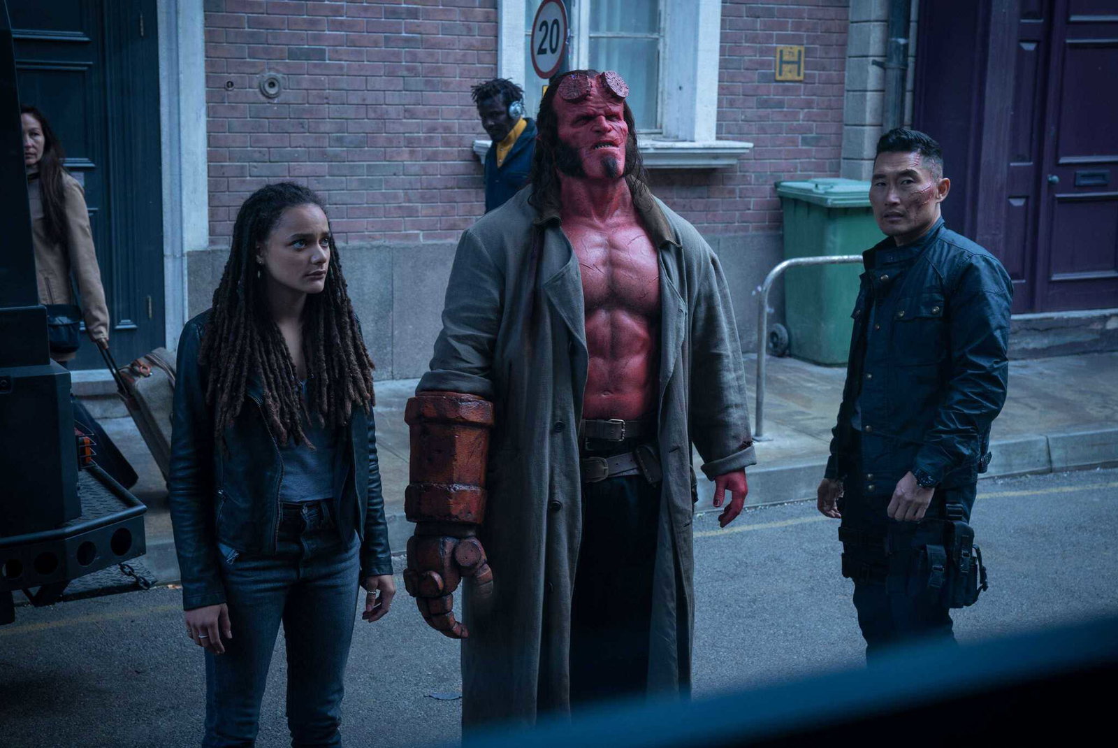 Hellboy: Foto ufficiali e poster del nuovo film di Neil Marshall