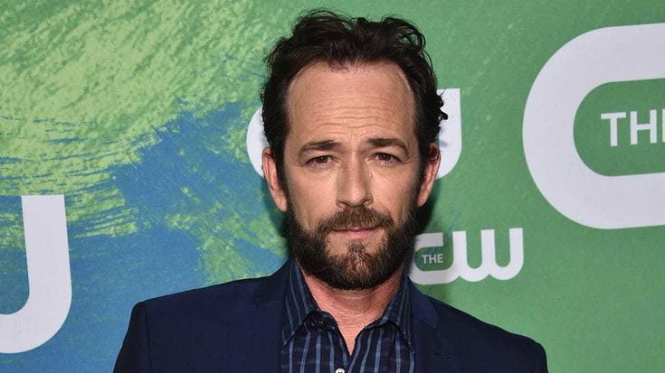 Luke Perry, il Dylan di Beverly Hills, ricoverato d'urgenza per un ictus