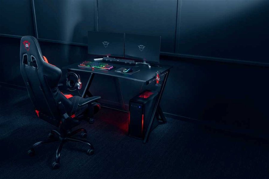 Immagine di Trust presenta la scrivania da gaming GXT711 Dominus