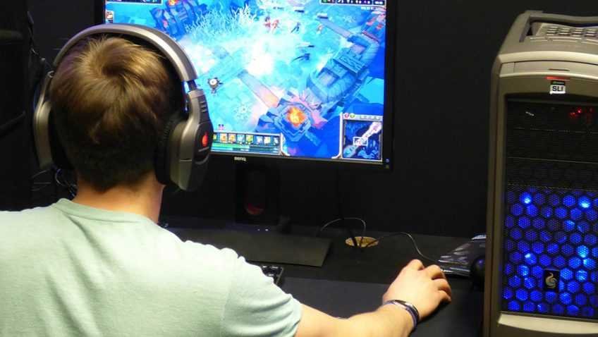 Immagine di Gaming Online: Una ricerca rivela che i giocatori arrivano a trascurare il lavoro, gli amici e l'amore