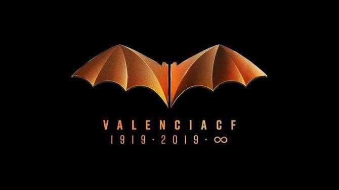 DC fa causa al Valencia per il logo del centenario: troppo simile a quello di Batman