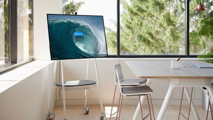 Microsoft lancia un nuovo Surface da 8.999,99 euro