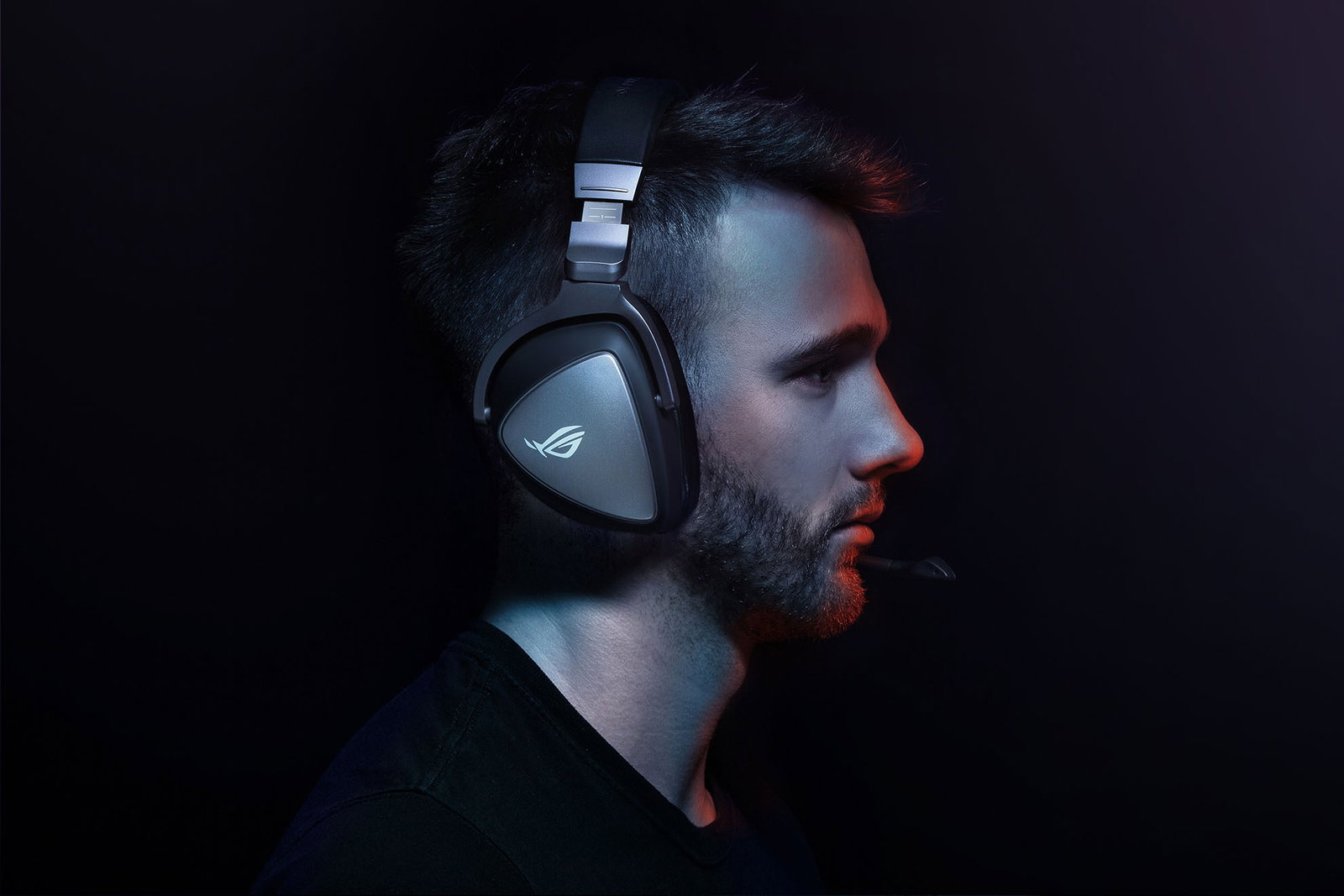 ASUS annuncia le nuove cuffie ROG Delta Core