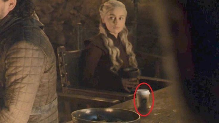 Rimossa la tazza di Starbucks da Game of Thrones