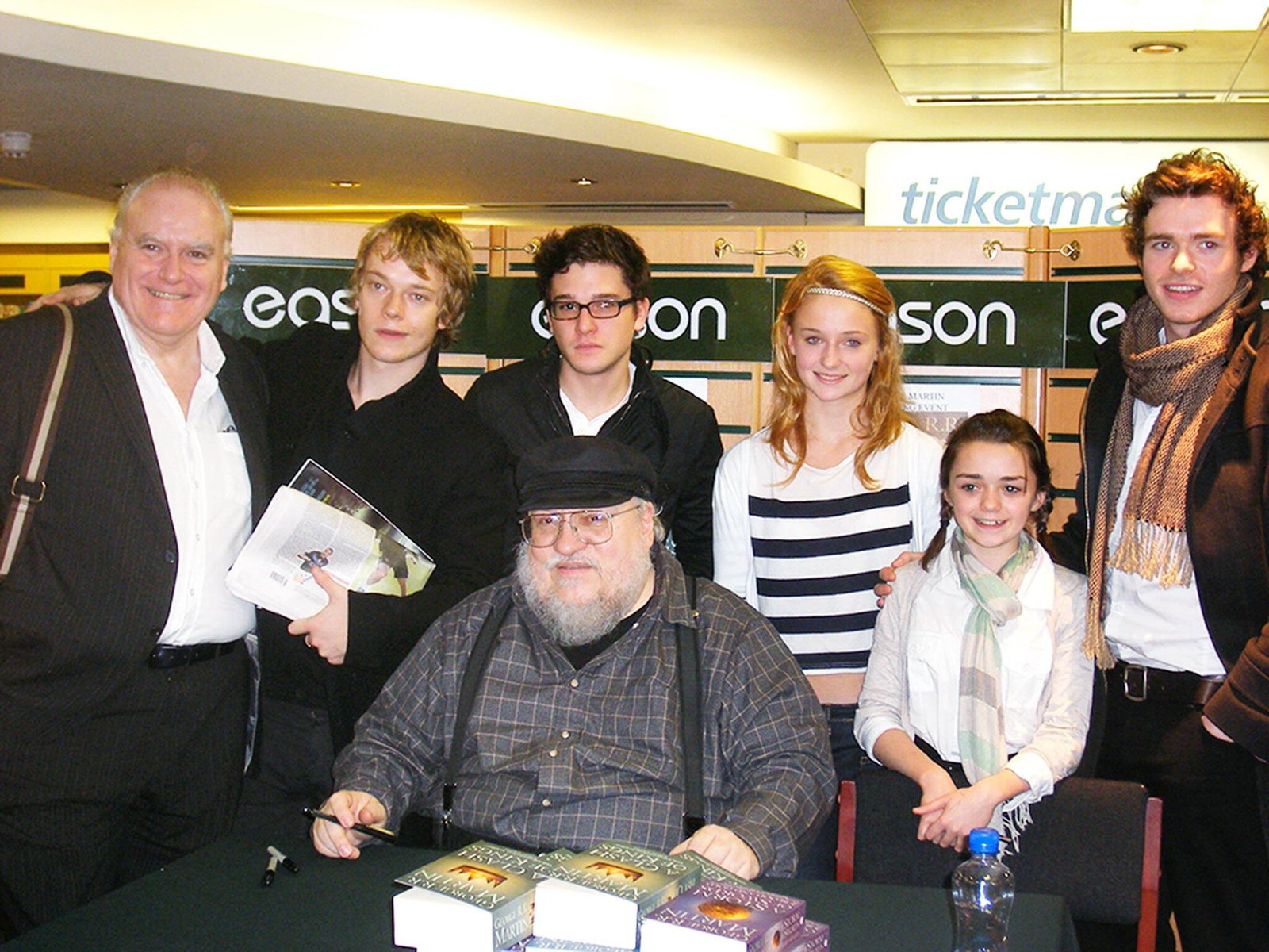 George R. R. Martin: il finale dei romanzi diverso da Game of Thrones? Sì e no