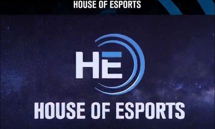 House of eSports: Focus su Hearthstone, cosplayer e coaching