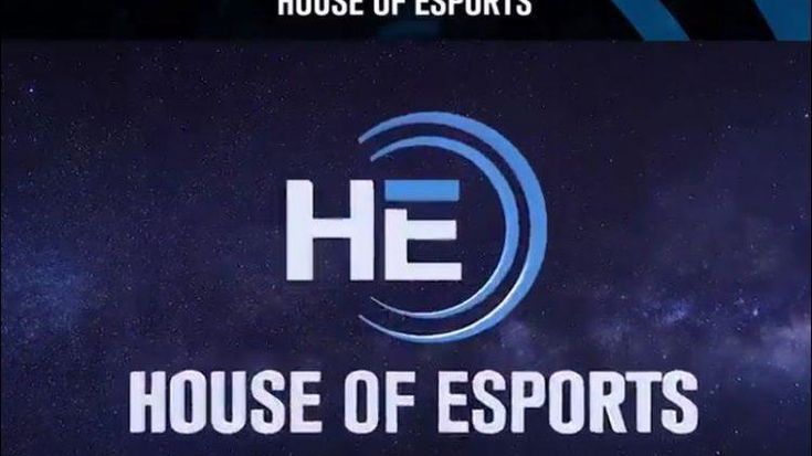 House of eSports: Focus su Hearthstone, cosplayer e coaching