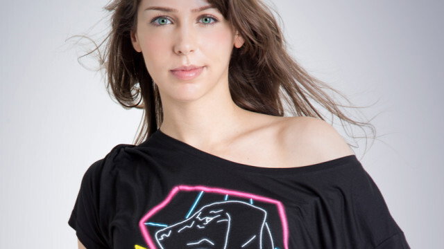 Stefanie Joosten rivela: Kojima mi chiese di essere Fragile in Death Stranding