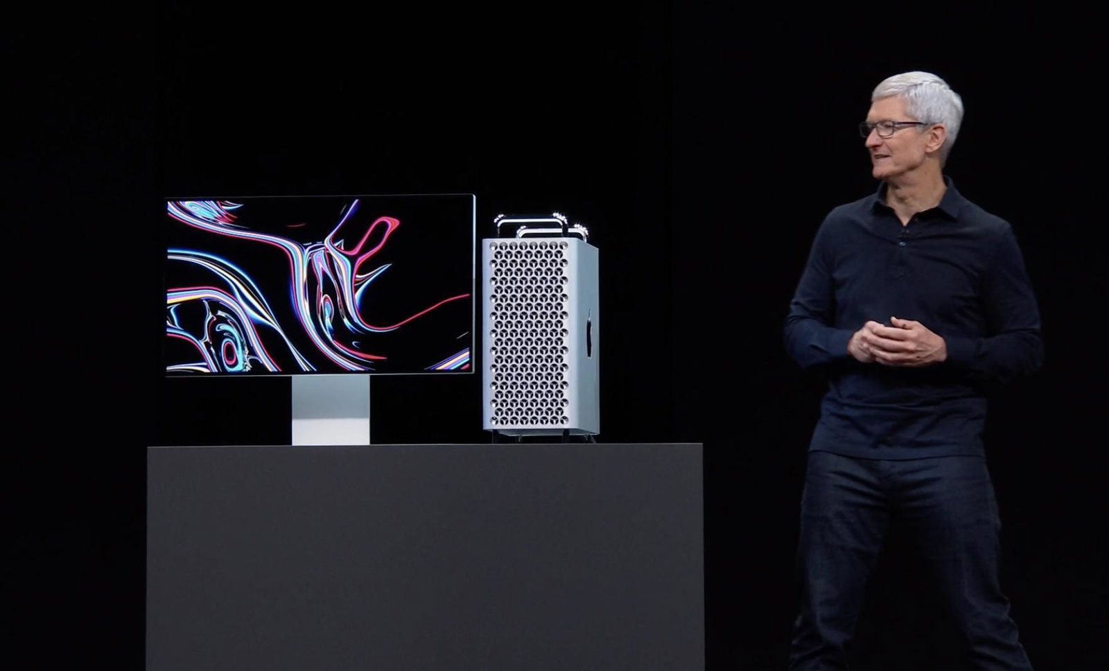 Ecco il nuovo Mac Pro, costa 5.999 dollari ma può arrivare a oltre 45.000