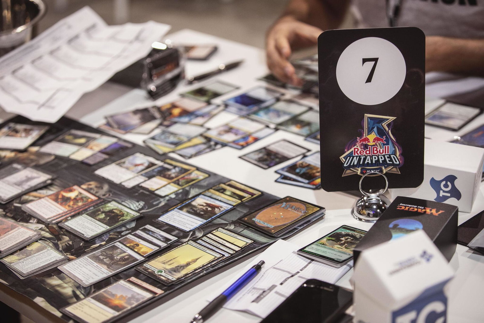 Magic: The Gathering, al via la finalissima Red Bull Untapped