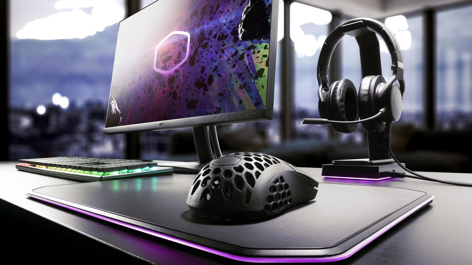 Immagine di Ecco Cooler Master MM710, il mouse peso piuma