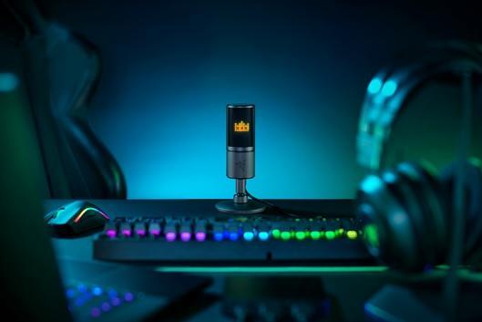 Razer presenta il microfono Seiren Emote