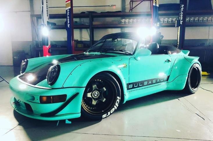Pokémon, ecco la (folle) Porsche a tema Bulbasaur