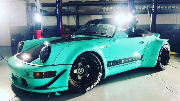 Immagine di Pokémon, ecco la (folle) Porsche a tema Bulbasaur