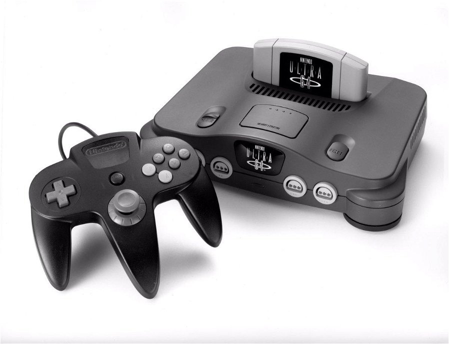 Immagine di Appare in rete un prototipo del controller Nintendo 64