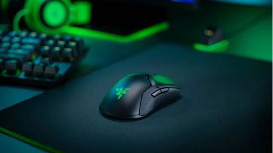 Immagine di Razer presenta il mouse wireless Viper Ultimate