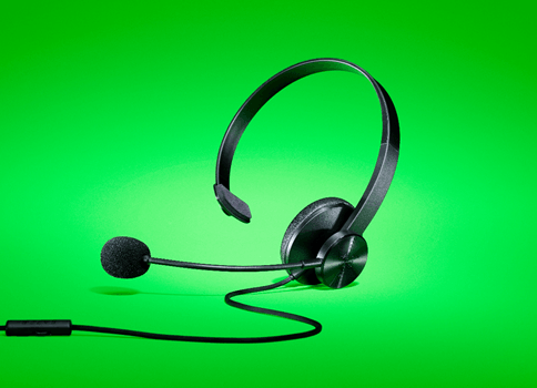 Razer presente le cuffie Tetra per Playstation 4