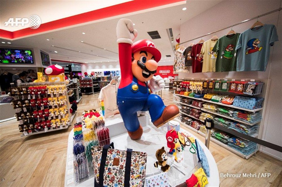 Immagine di Nintendo Store di Tokyo incuriosisce anche i non giocatori
