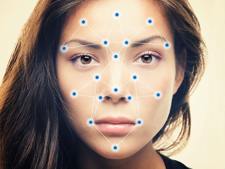 La nostra faccia per una Sim - Le novità tech e social