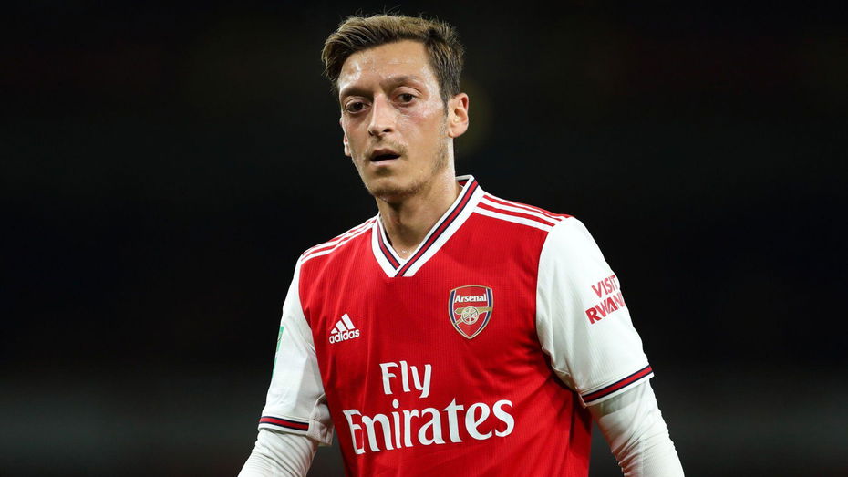 Immagine di Critica le persecuzioni degli Uiguri, Ozil rimosso da PES 2020 in Cina