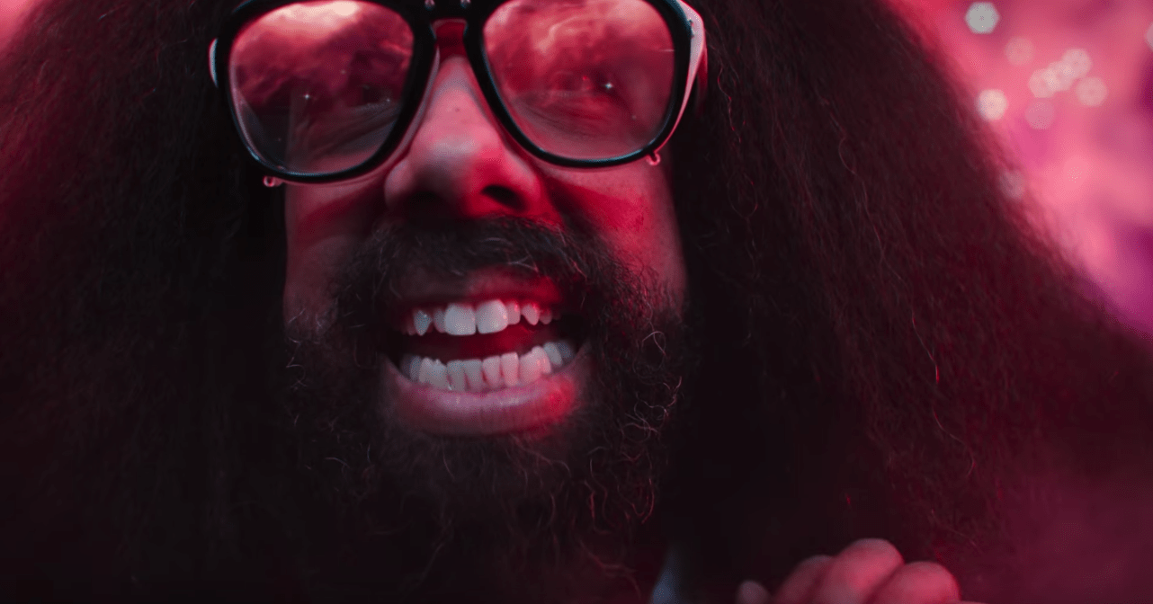 Lo spot natalizio di Google Stadia è (leggermente) fuori di testa