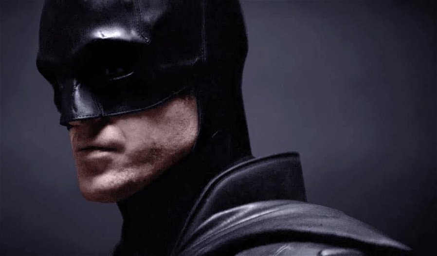 Immagine di The Batman, ecco il costume nella sua interezza