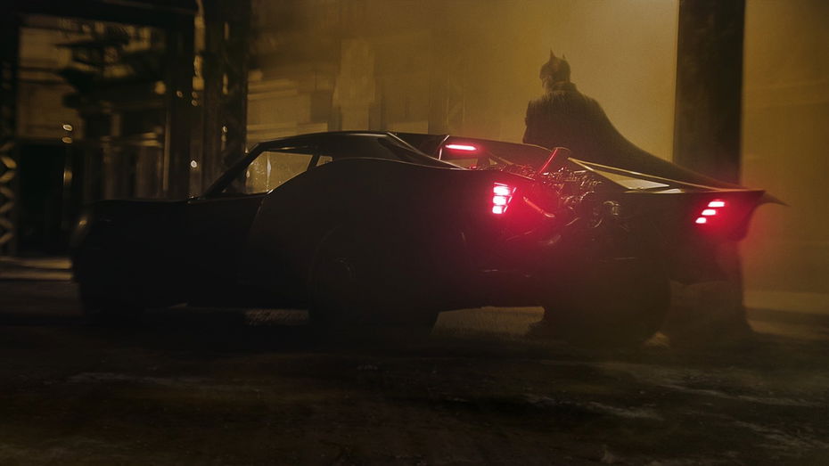 Immagine di The Batman, i primi tre scatti della nuova Batmobile