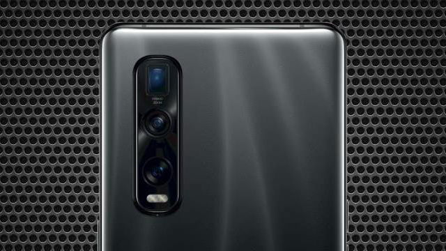 Immagine di Oppo Find X2 Pro in Italia a 1.119 euro da maggio