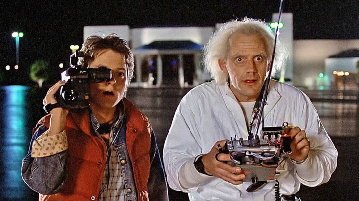 Christopher Lloyd e Michael J. Fox sono di nuovo Doc e Marty (in foto)