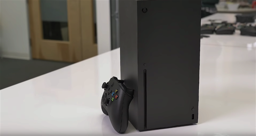 Immagine di Ecco finalmente Xbox Series X: dimensioni, potenza, immagini dai giochi