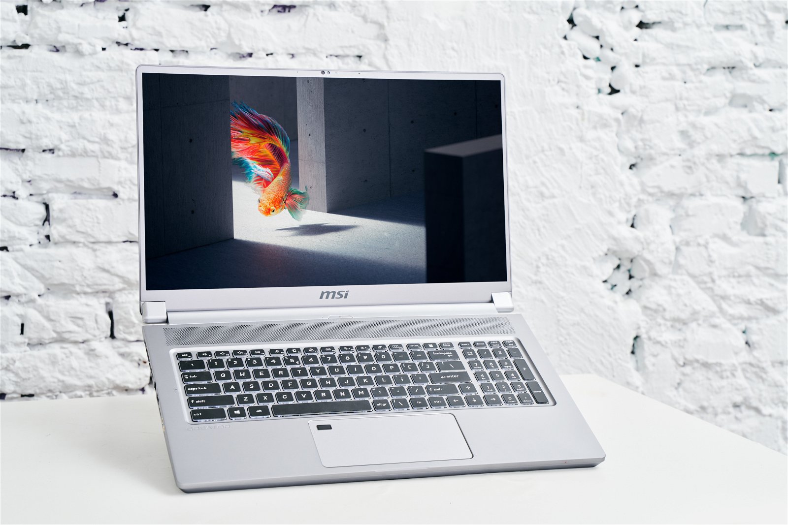 MSI presenta serie di laptop con CPU Intel Core i9 di decima generazione
