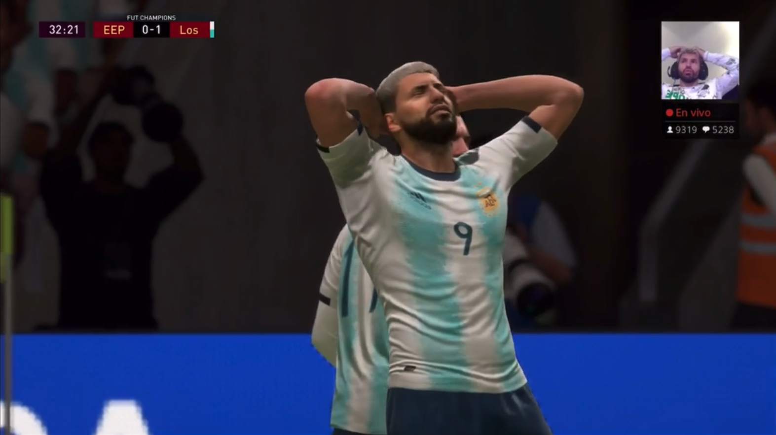 Sergio Aguero in quarantena si reinventa streamer di FIFA 20